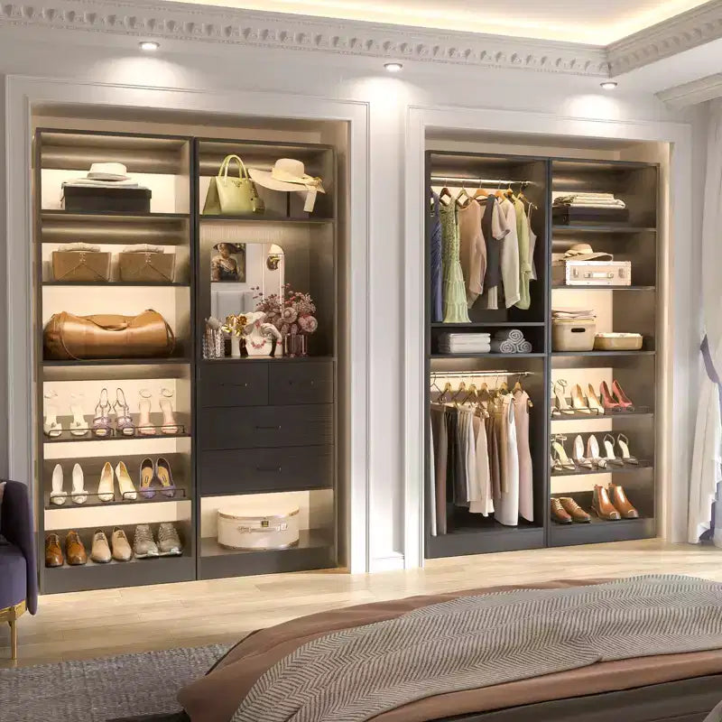 Système de placard avec porte-chaussures et tringles à vêtements