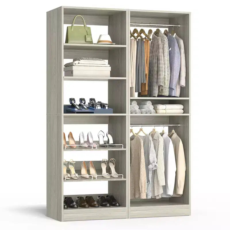 Système de placard avec porte-chaussures et tringles à vêtements