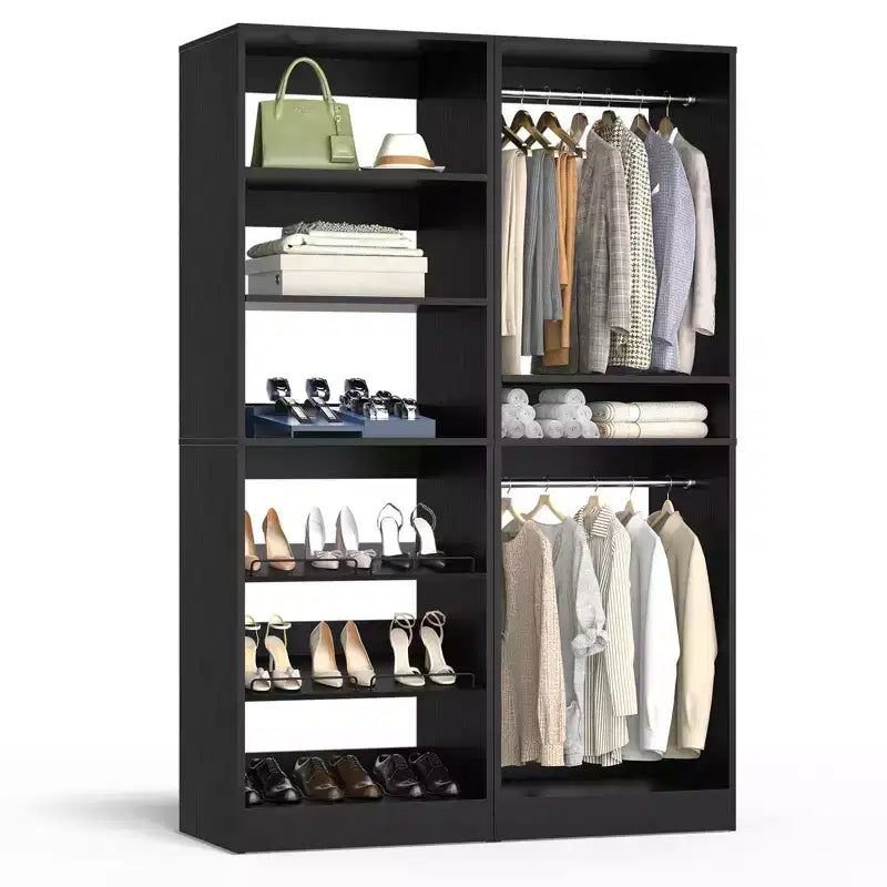 Système de placard avec porte-chaussures et tringles à vêtements