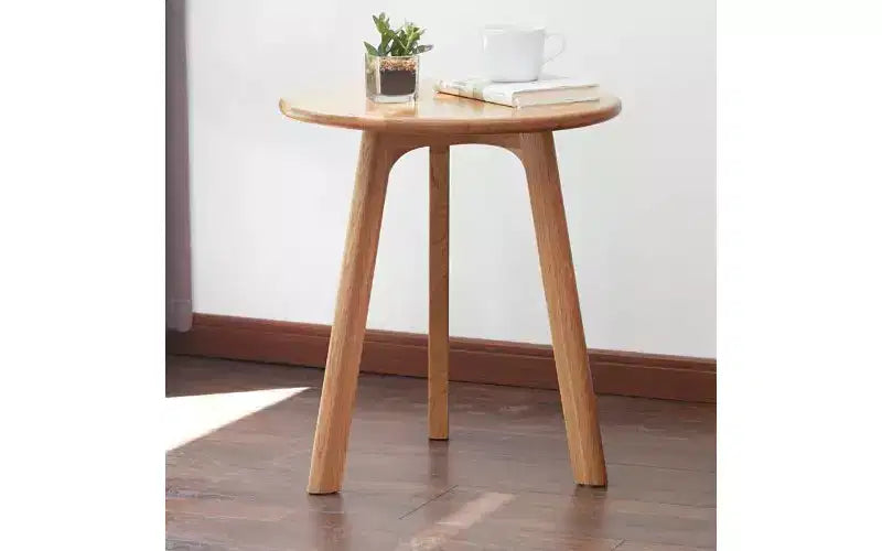 TUYOHW Solid Oak Wood Round Side Table, 3-Legged Small Table with Floor Protection Pads, Versatile Bedroom Nightstand, End Table for Living Room