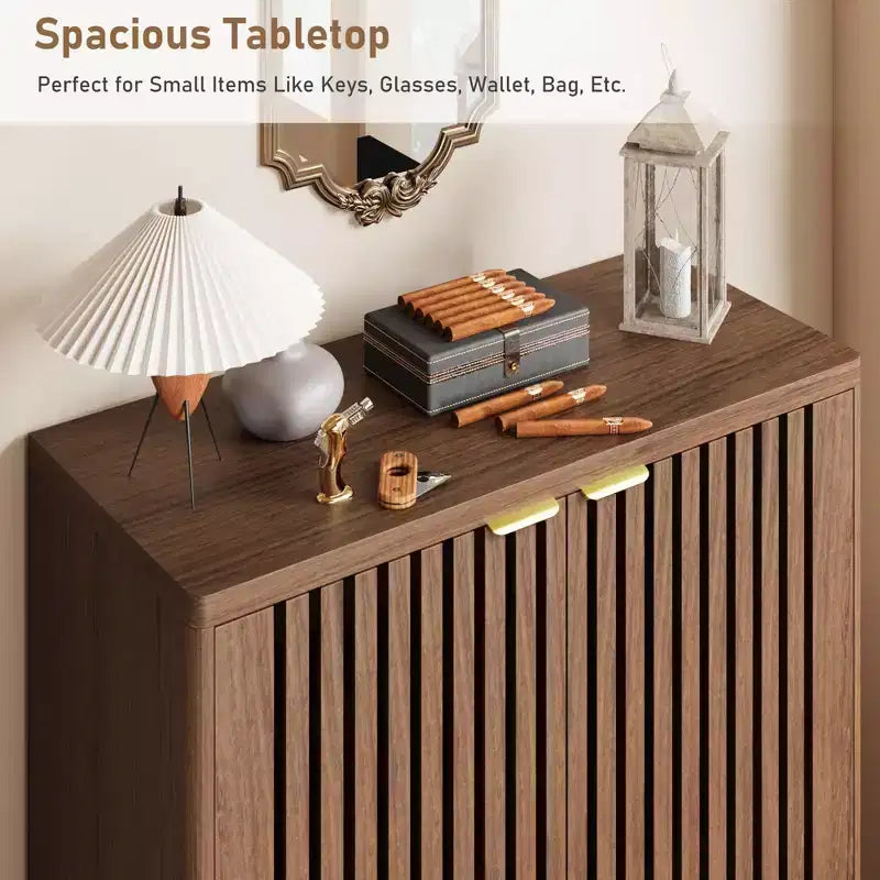 Meuble à chaussures 6 niveaux avec portes, Organisateur de rangement pour 24 paires, Meuble de rangement moderne de style ferme pour entrée ou couloir, Meuble de rangement dissimulé